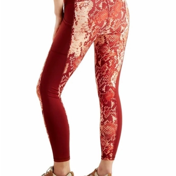 Ideology Women's High Rise,Side Pockets Snakeskin 7/8 Leggings-NWT - Picture 3 of 4
